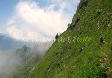 Chambre d'hôtes annecy-bauges-aravis-beaufortain-faverges, randonnée, trekking, La Belle Etoile, La Sambuy, L'Arcalod, L'Arclosan, Le Charvin, La Dent de Cons